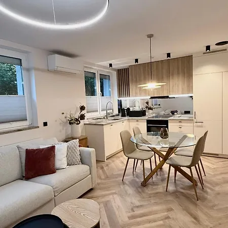 Flamingo - Luxury In Brama Portowa Apartamento Estetino